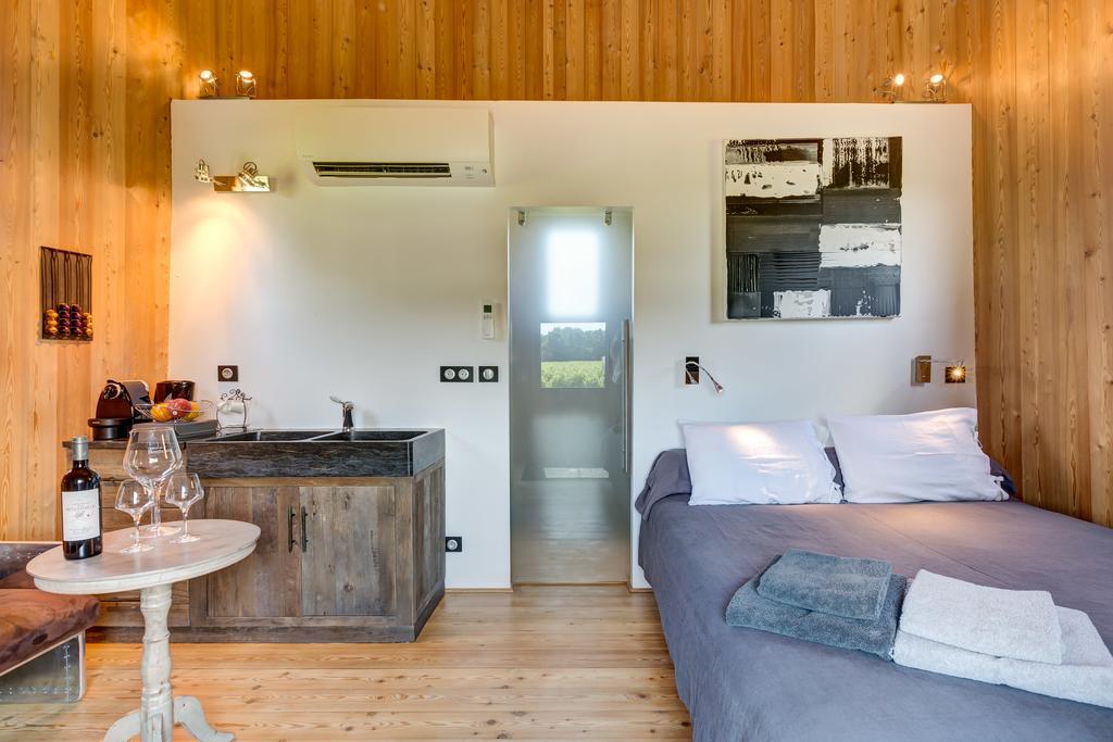 Coup 2 Foudres Bed & Breakfast Saint-Jean-de-Blaignac Eksteriør bilde