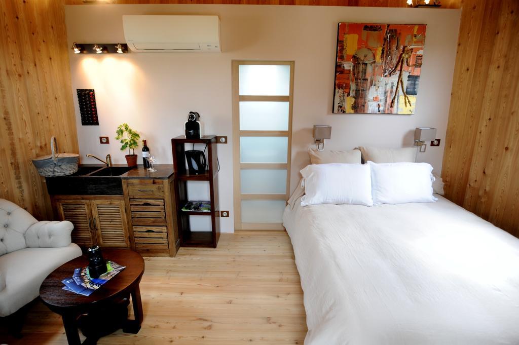 Coup 2 Foudres Bed & Breakfast Saint-Jean-de-Blaignac Eksteriør bilde