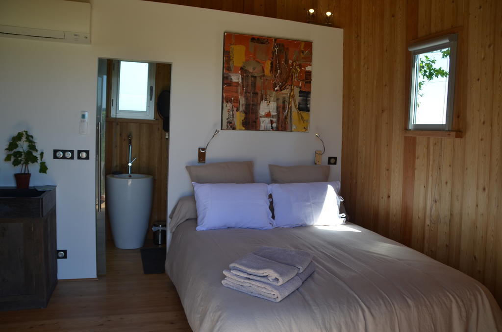 Coup 2 Foudres Bed & Breakfast Saint-Jean-de-Blaignac Rom bilde
